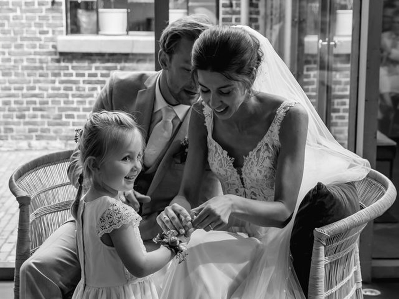 Persoonlijke trouwceremonie van Esther en Vincent door zelfstandig trouwambtenaar Chantal Broks