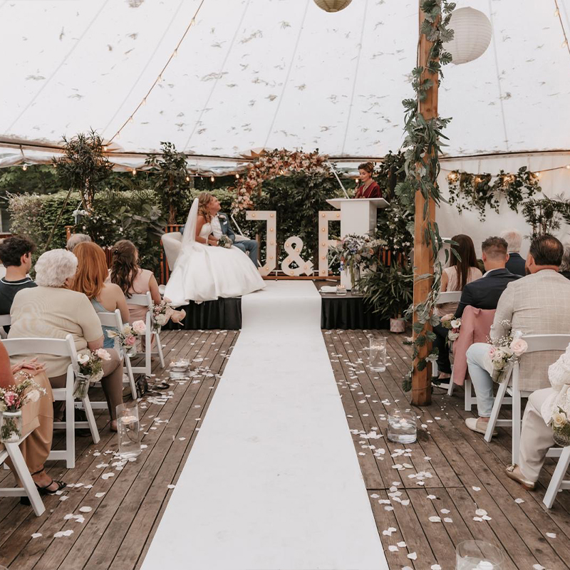 Persoonlijke trouwceremonie van Patricia en Jeroen door zelfstandig trouwambtenaar Chantal Broks